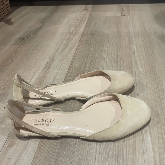 Talbots flats good condition sz 9 - Picture 2 of 7